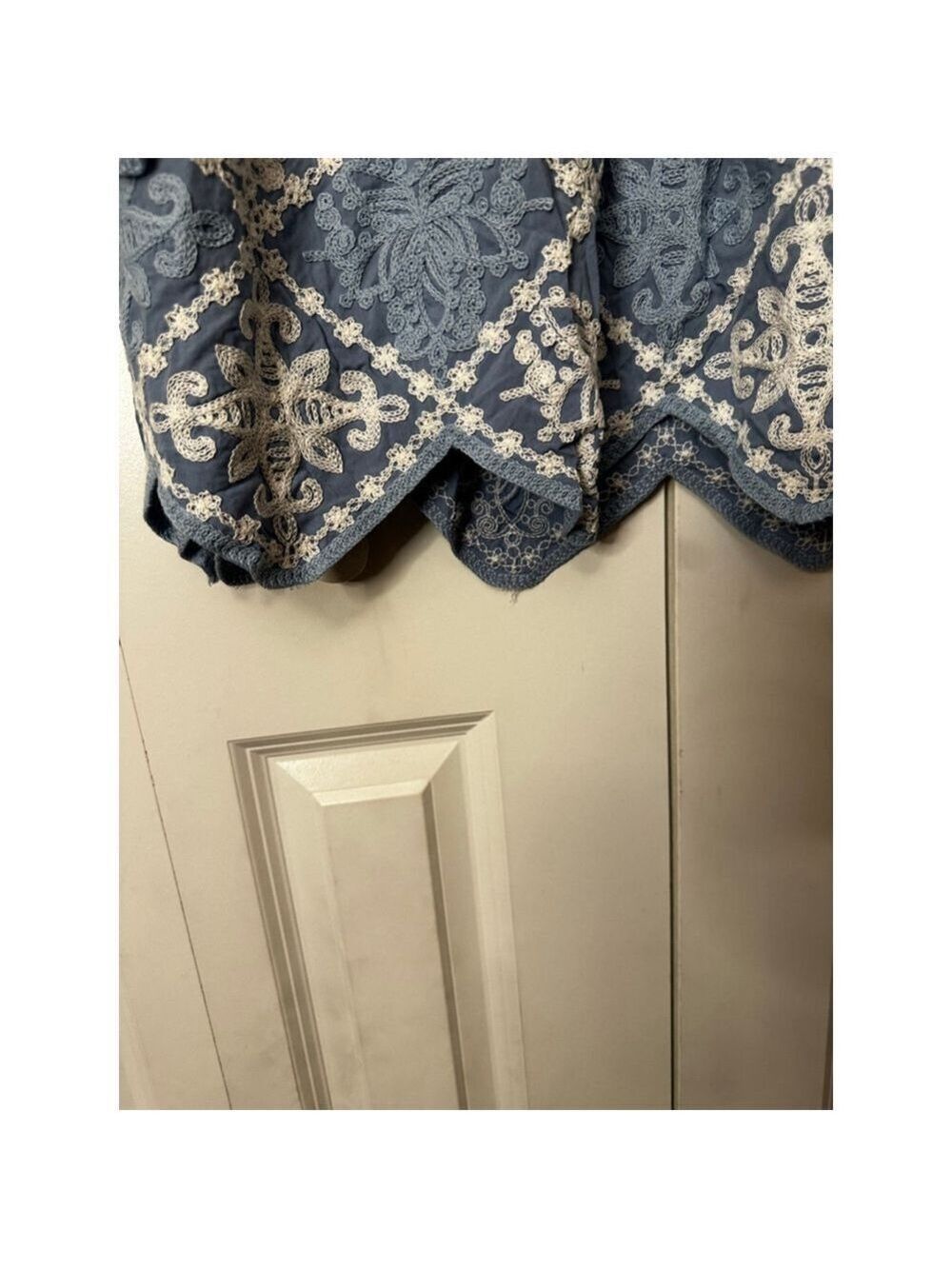 Kindred Blue White Embroidered Blouse Size M - Picture 5 of 9